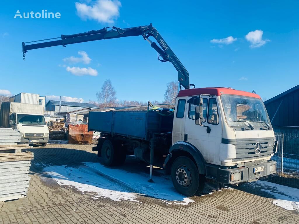 camion-benne Mercedes-Benz 1824