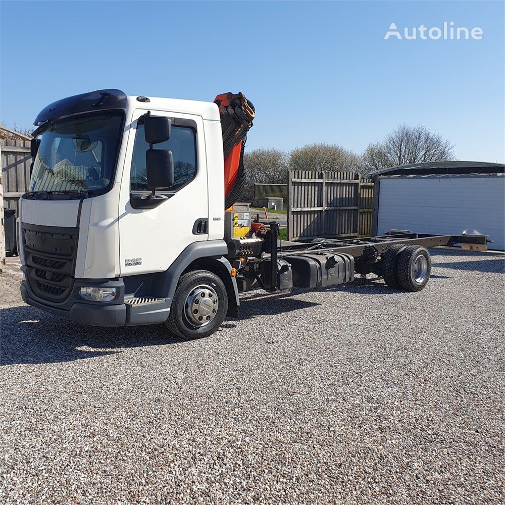 camion châssis DAF 45.180