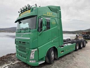 camion châssis Volvo FH540 8x4*4