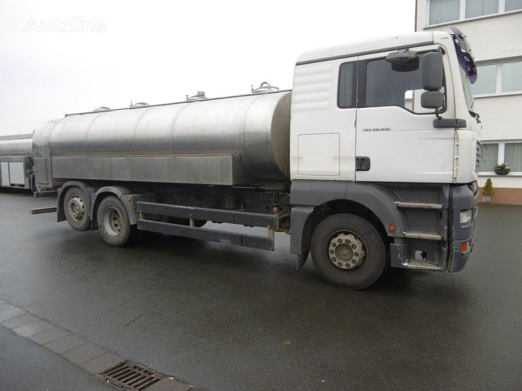 camion de lait MAN TGA 26.430 6x2 (Nr. 4356)