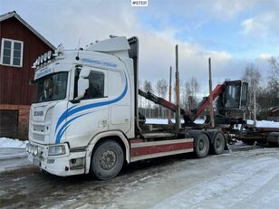 camion forestier Scania R650 Timber truck with wagon and crane
