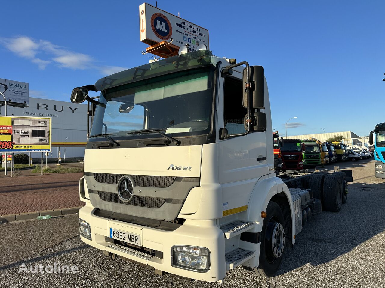 camion plate-forme Mercedes-Benz  Axor 26.33
