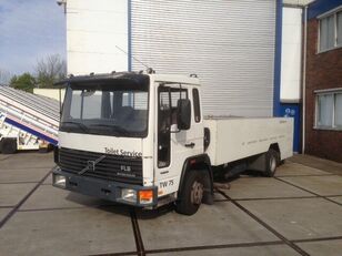 véhicule vide-toilettes Volvo FL 611 Zellinger